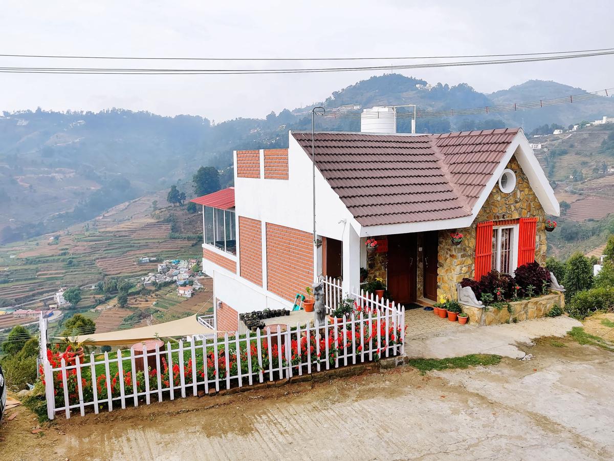 Sipas HideOut photo 1
