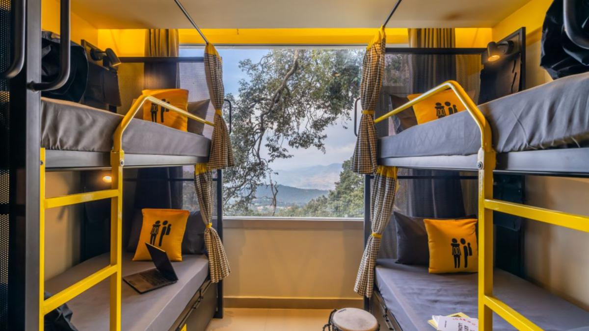 The Hosteller Dalhousie, Mall Road photo 3