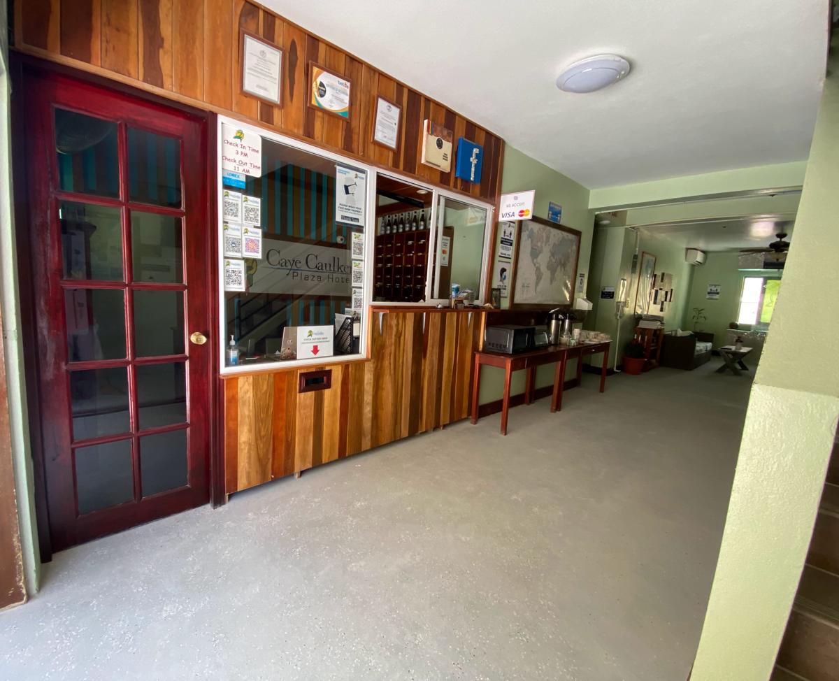 Caye Caulker Plaza Hotel photo 2