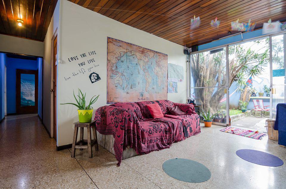 In The Wind Hostel & Guesthouse photo 3