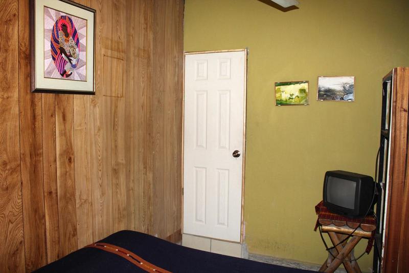 Ximena's Guest House photo 2