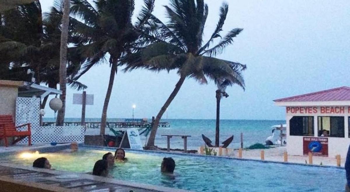 Popeyes Beach Resort Caye Caulker photo 3
