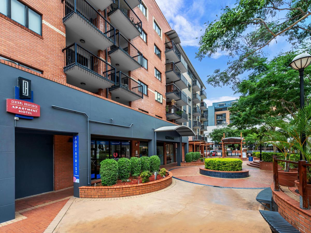 Central Brunswick Apartment Hotel photo 3