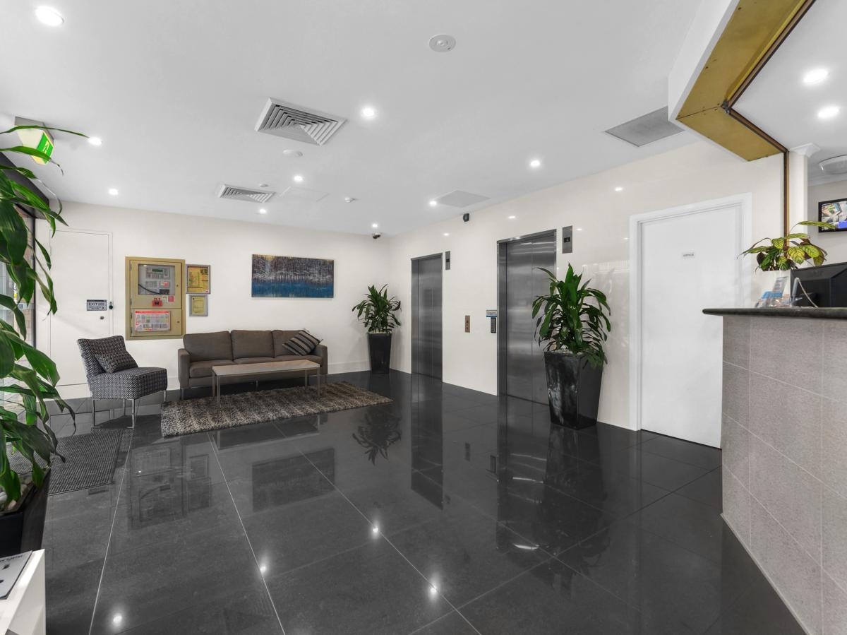 Central Brunswick Apartment Hotel photo 4