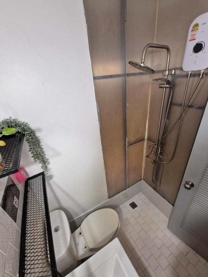 Hugger Hostel photo 6