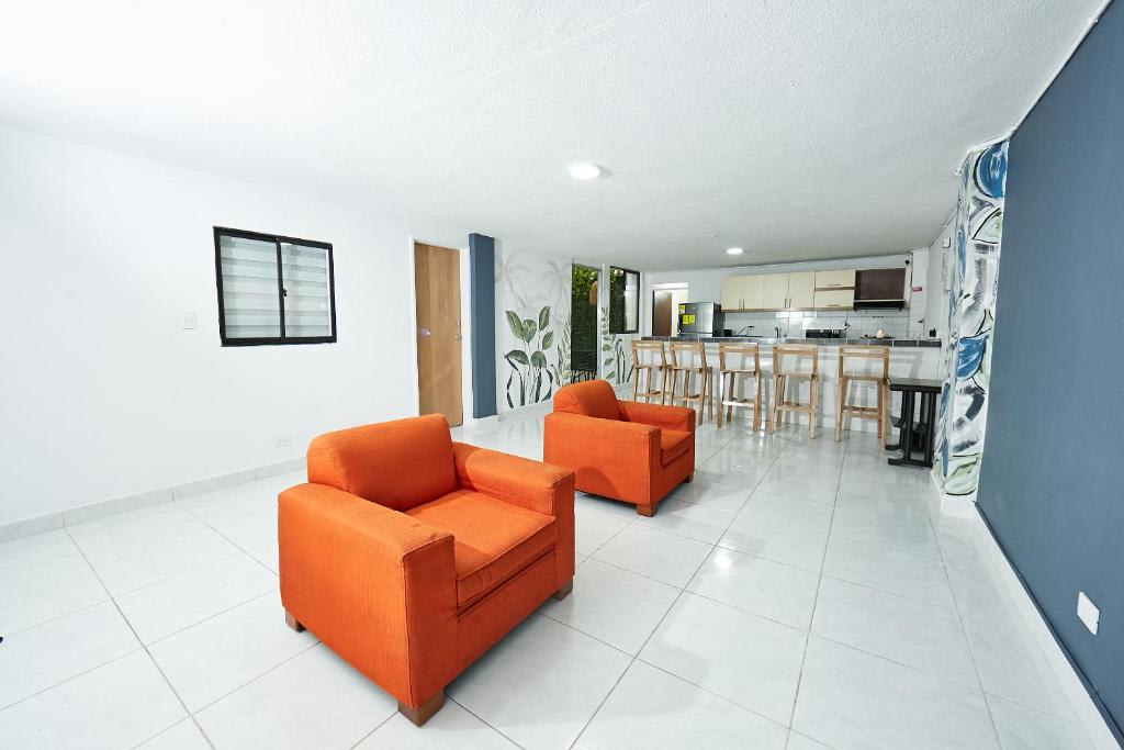 CASA HOST 72 photo 3