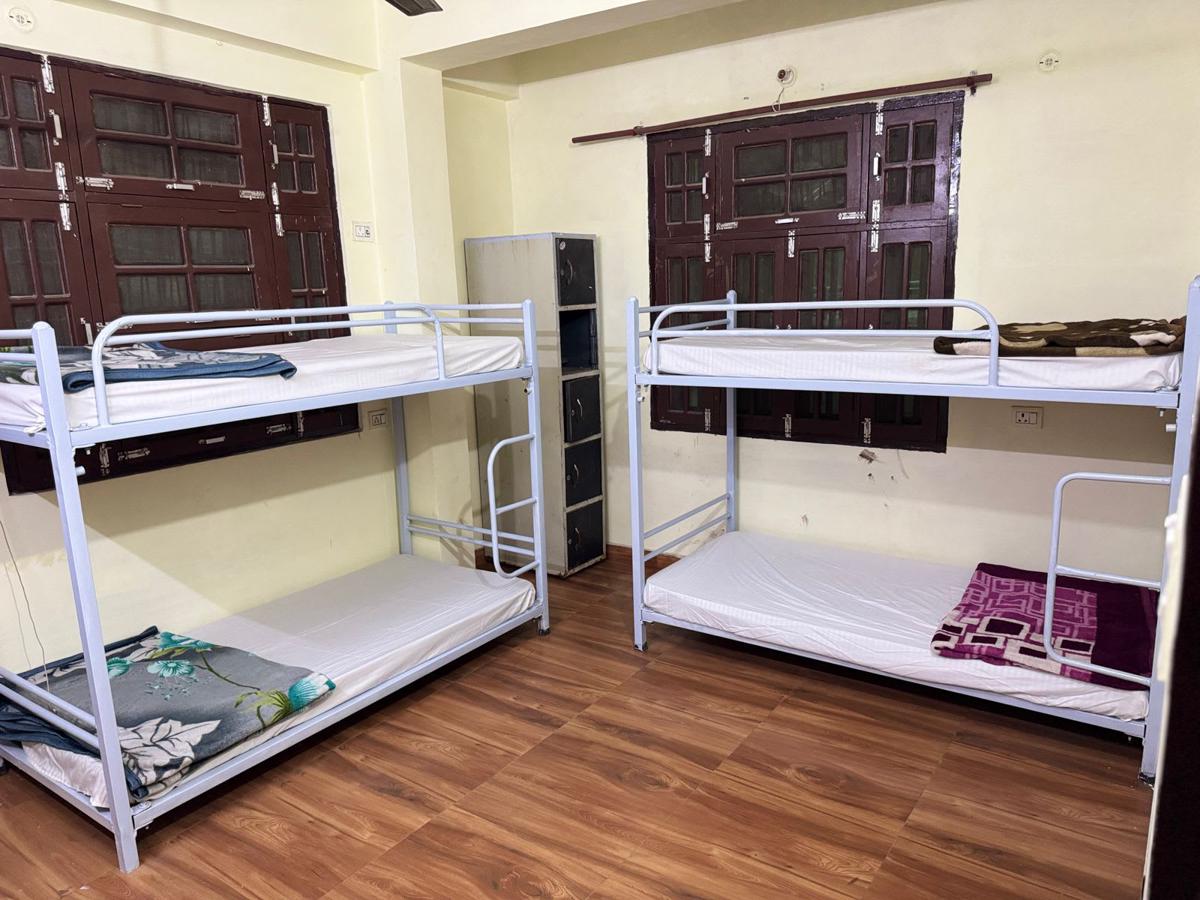 Awara Hostels & Dormitory photo 4
