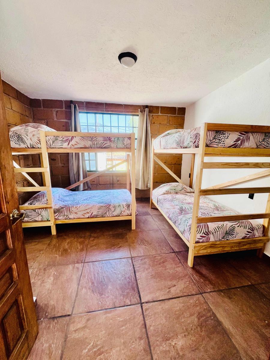 Mali-bu Hostal photo 2