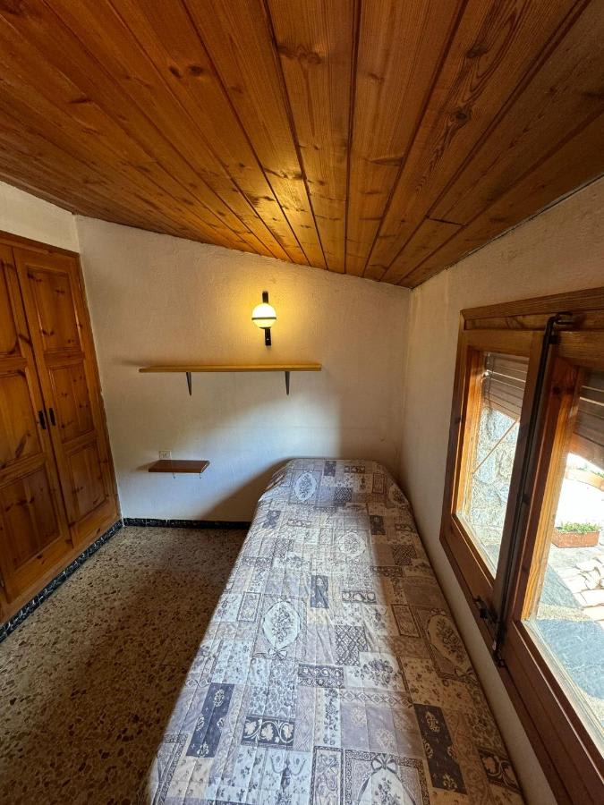 Hostal L'esquella photo 5
