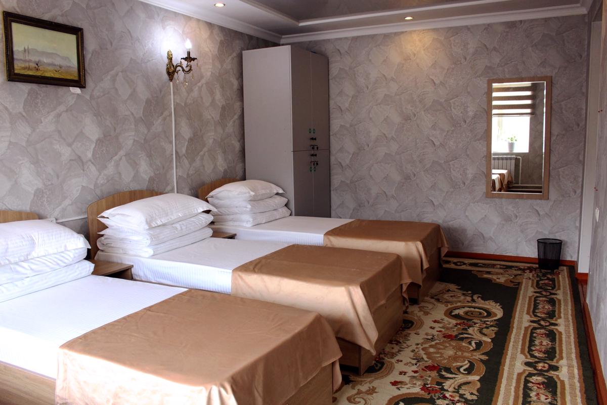 Bozui Hostel Osh photo 1