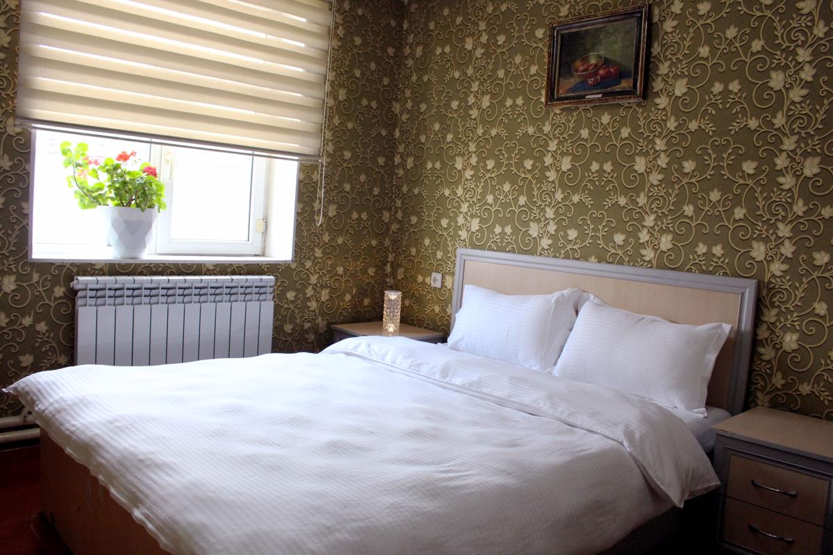 Bozui Hostel Osh photo 2