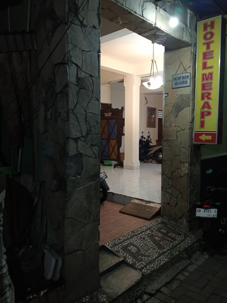Merapi Hotel Backpacker photo 1