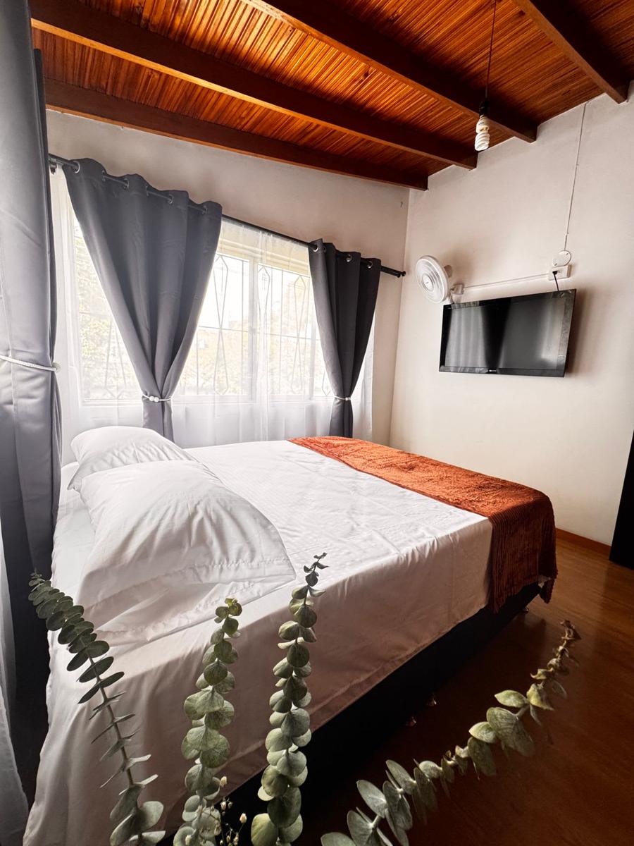 Hostal Galeria de la Montaña photo 3