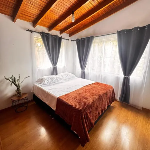 Hostal Galeria de la Montaña photo 5