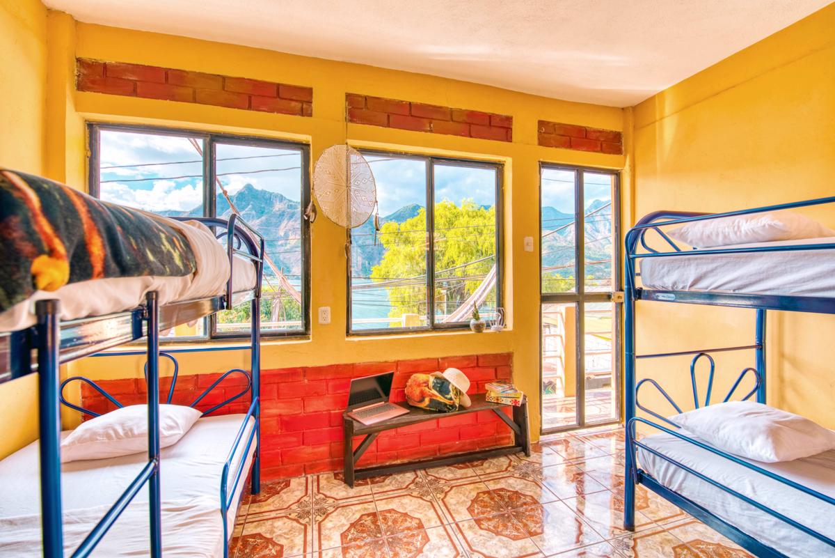Hotel Amigos photo 1