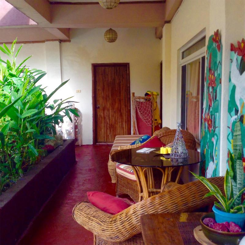 Bahay Isla Inn - Hostel Puerto Galera photo 4