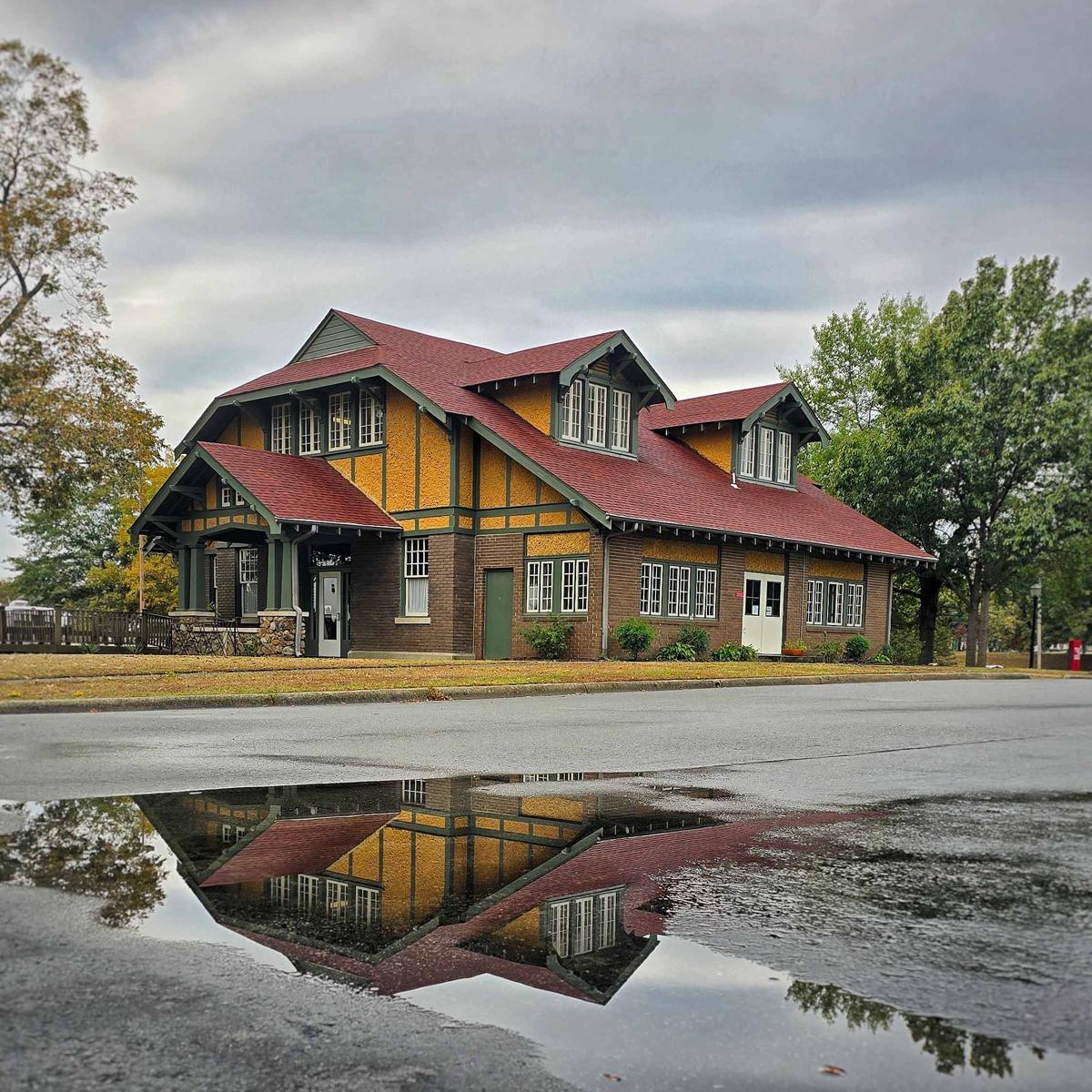 Little Rock Firehouse Hostel & Museum photo 1
