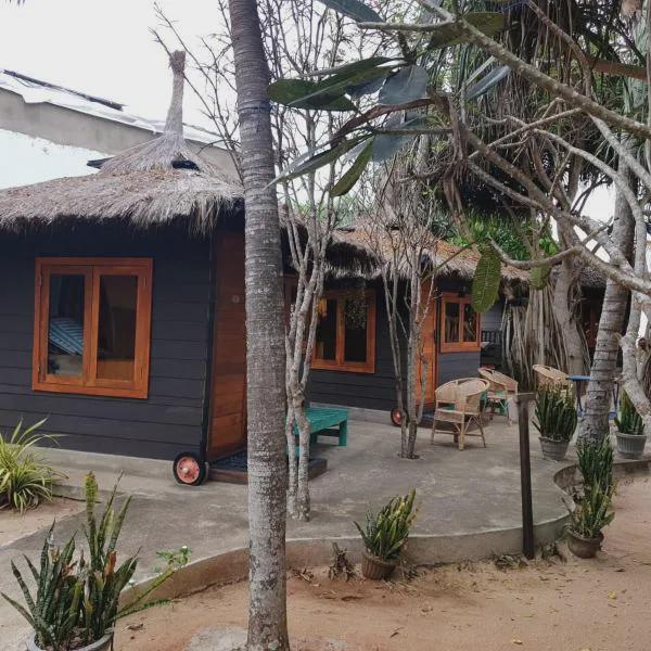 Tomorrowland Beach Villas photo 5