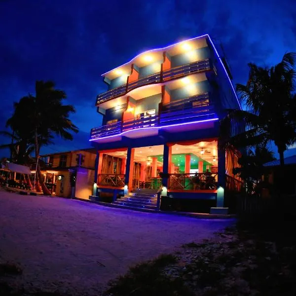Hotel Royal Blue & Golf Cart Rental photo 5