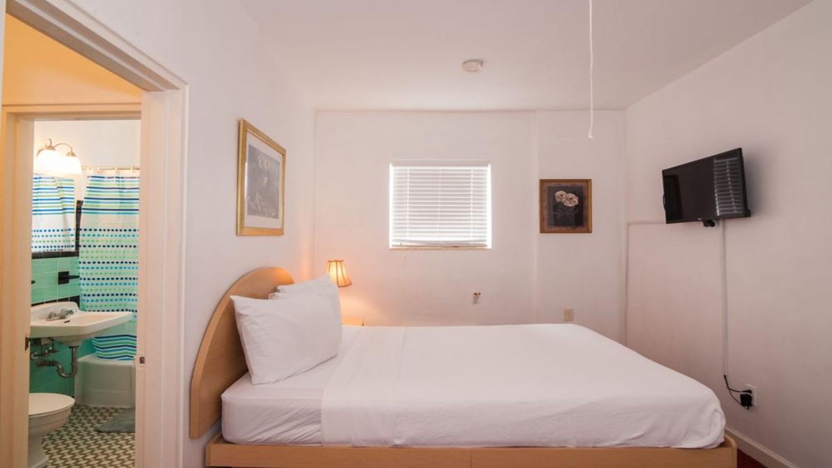 Island House South Beach photo 2
