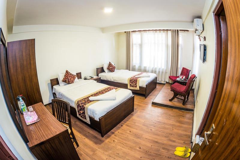 Hotel Yambu photo 1