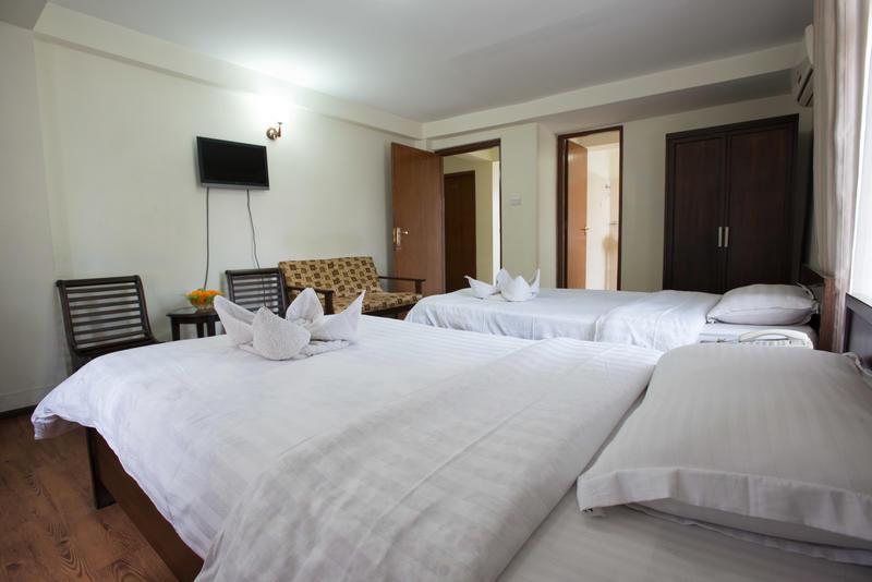 Hotel Yambu photo 6