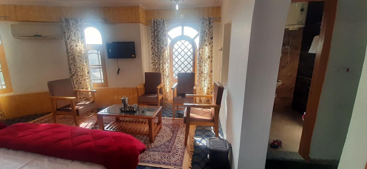 Bashaw P Guest House photo 6
