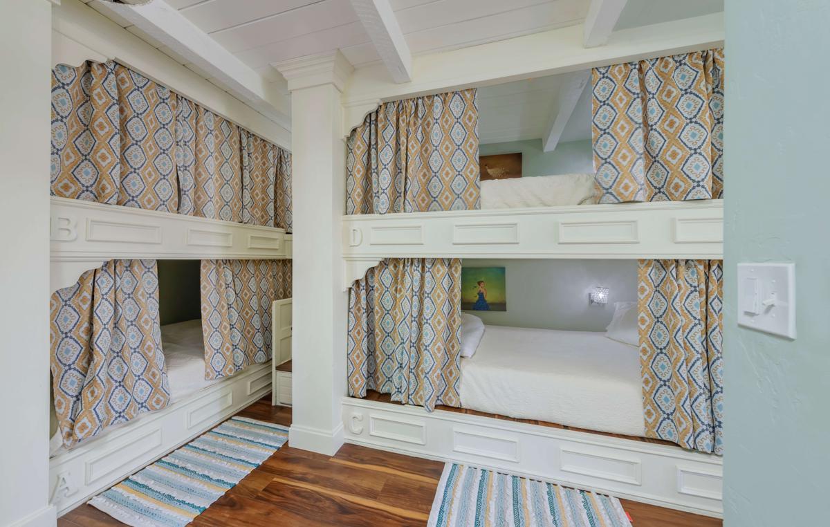 Sparrow House photo 2