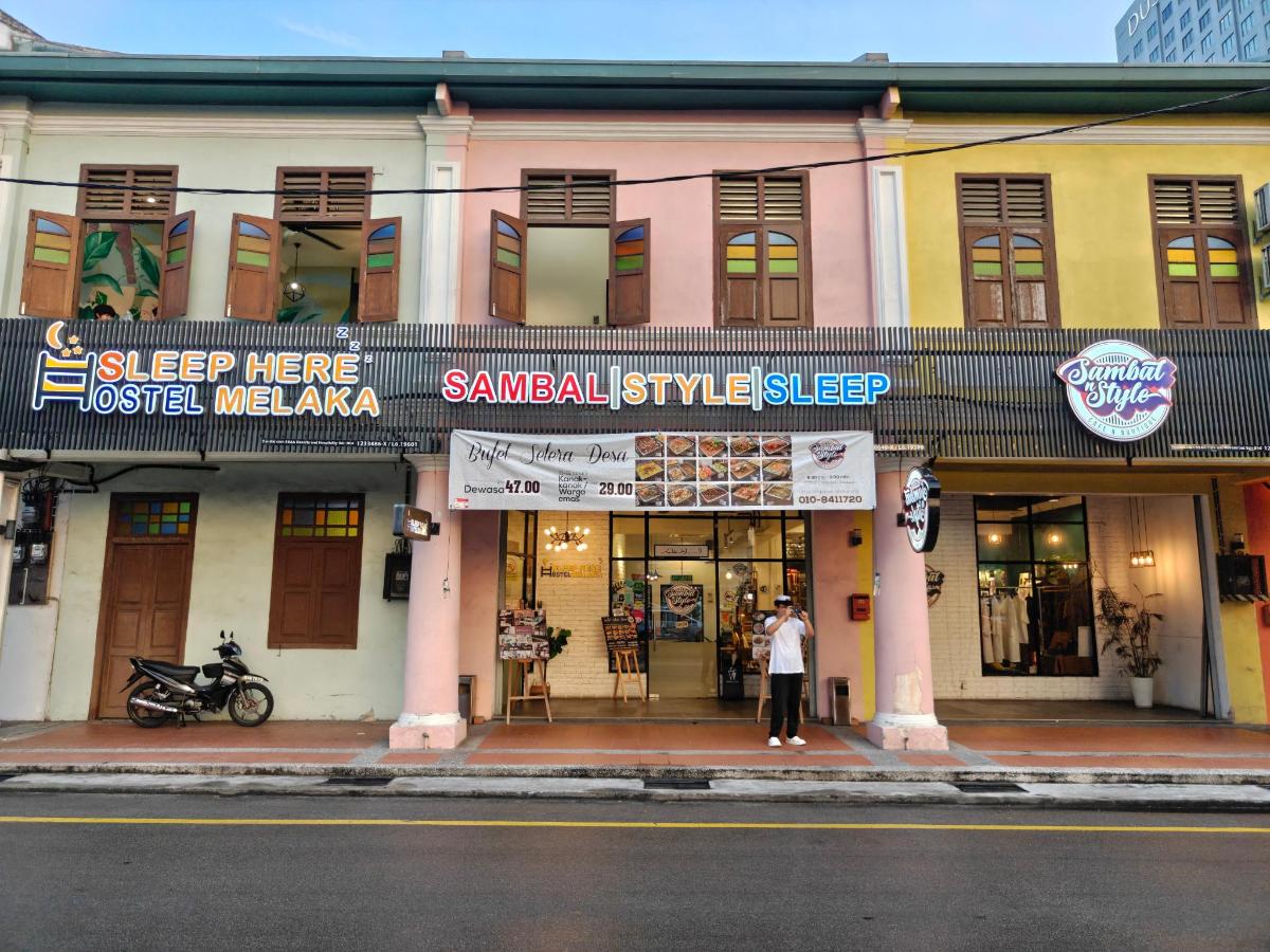 Sleep Here Hostel Melaka photo 6