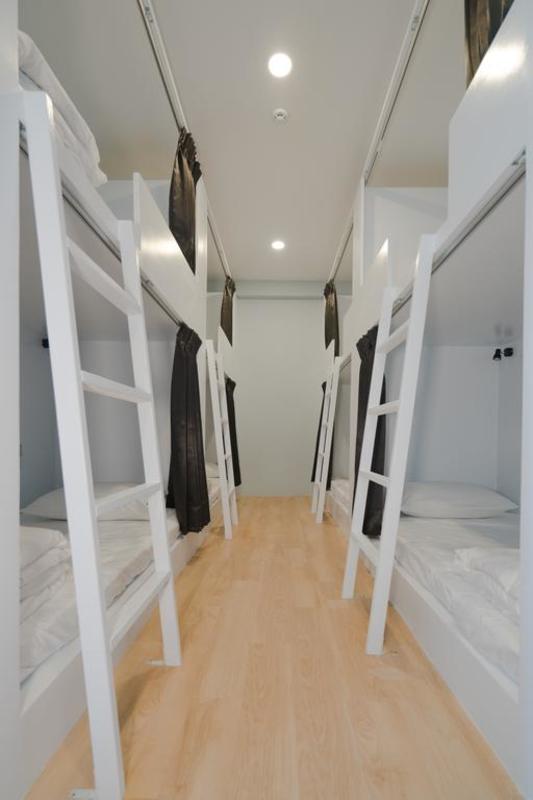M.House photo 2