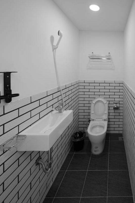 M.House photo 3
