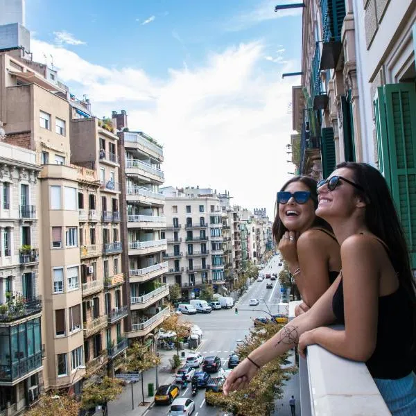 Sant Jordi Hostels Rock Palace photo 5