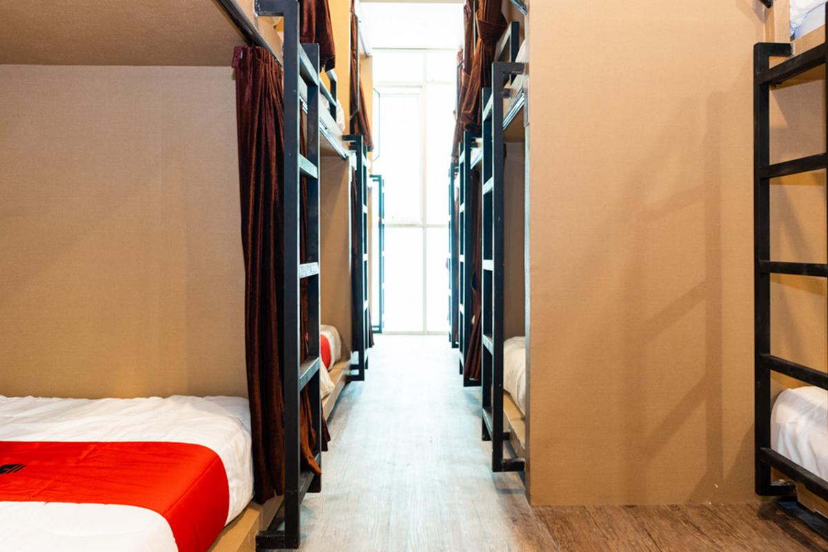 RedDoorz Hostel @ DI Panjaitan Simpang Lima photo 3