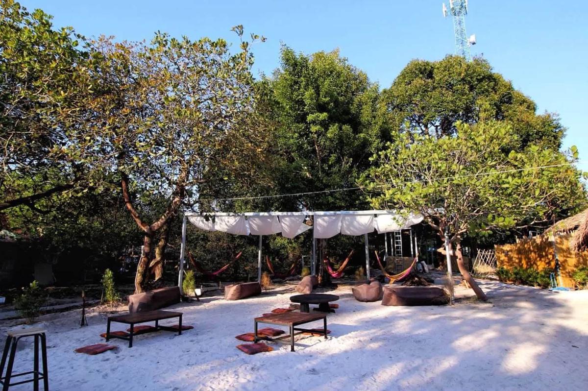 Tropical Hostel photo 4