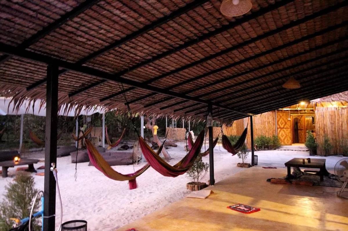 Tropical Hostel photo 5