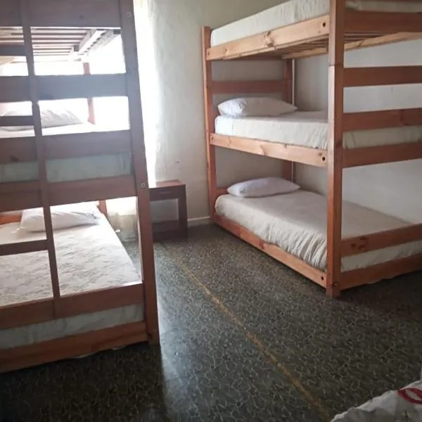 Alojamiento emilia house y camping photo 5