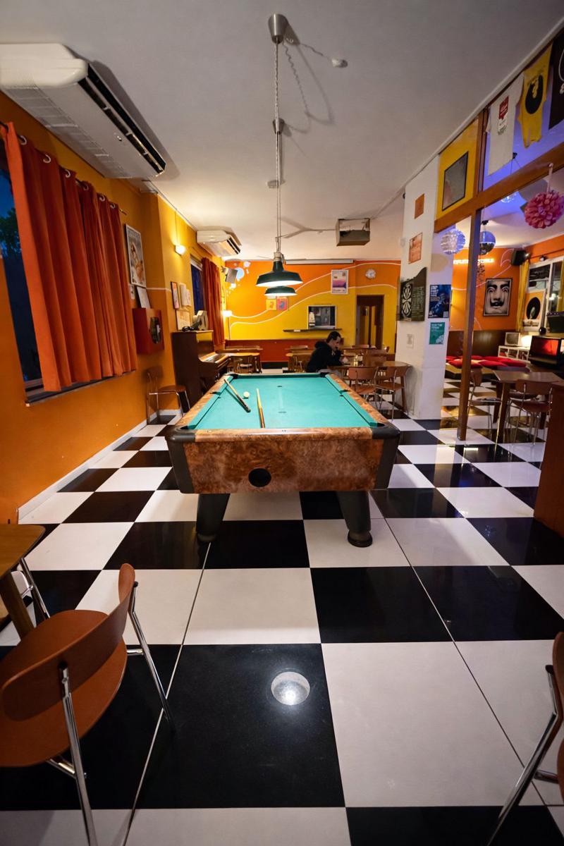 Sunflower Beach Backpacker Hostel & Bar photo 3