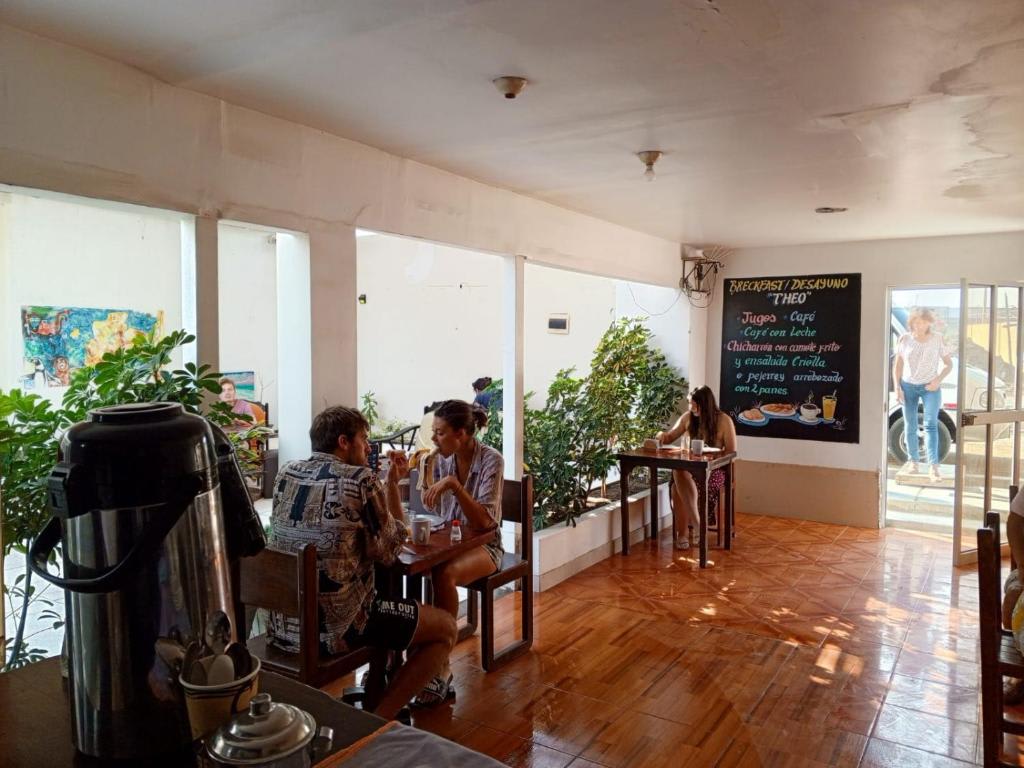 Hostel Willys photo 2