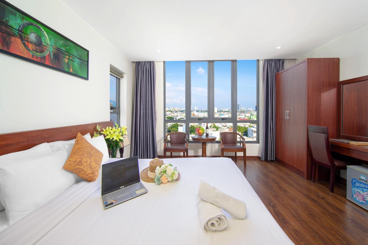 Quoc Cuong Center Da Nang Hotel & Hostel by Haviland photo 1