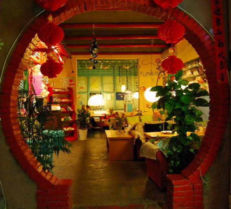 How Flowers Hostel photo 2
