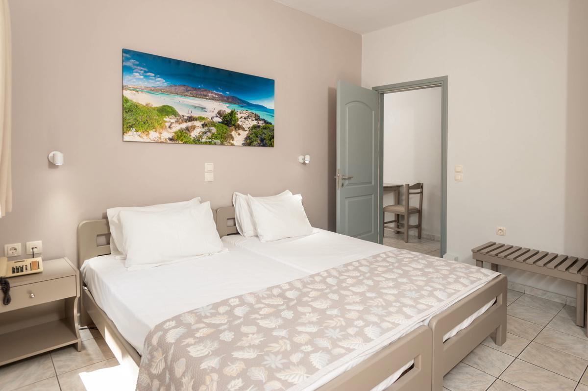 Niriis Hotel photo 2