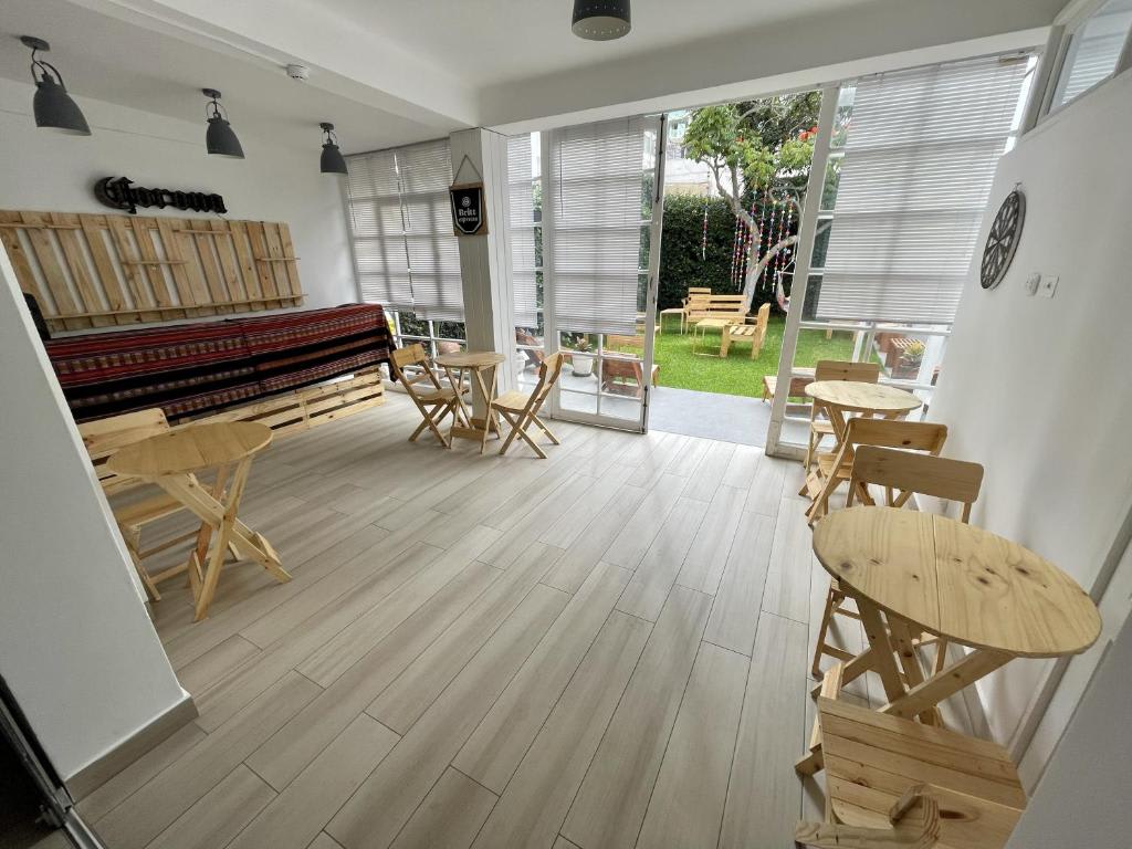 Casaroma Hostels photo 4