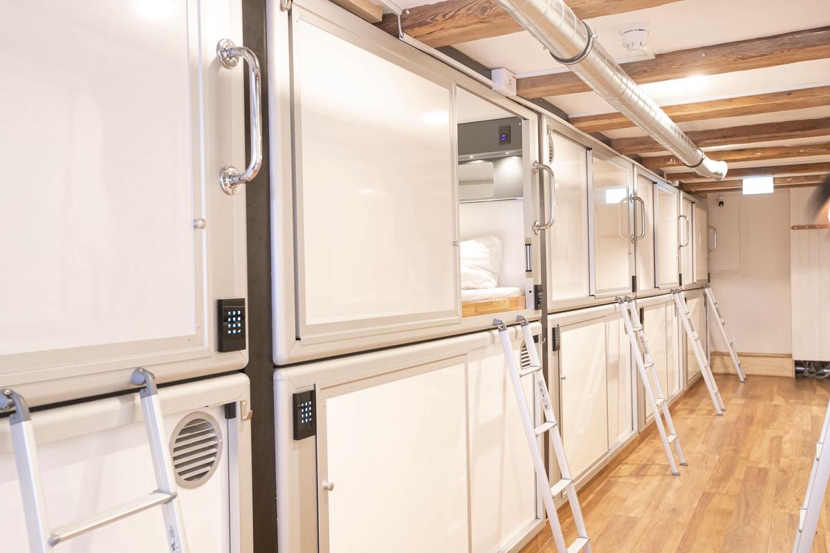 Capsule Inn photo 2