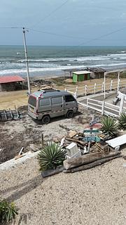Free Spirit Hostel - Puerto Engabao – Breakfast & Dinner Included photo 6