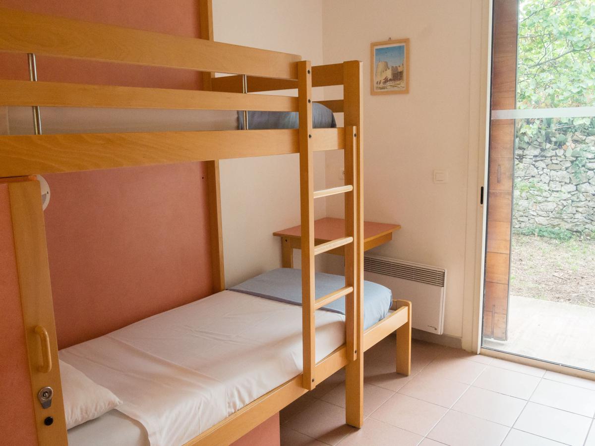 Auberge de Jeunesse HI Nîmes photo 1