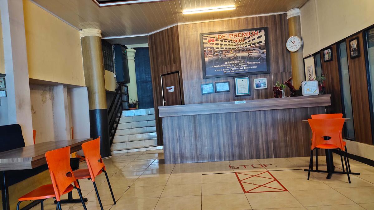 De' Premium Hotel Kartini photo 2
