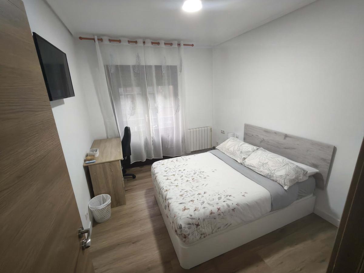 Habitación con balcón centro Bilbao Artístico photo 2