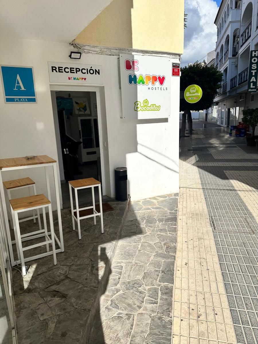 Be Happy Hostels photo 1