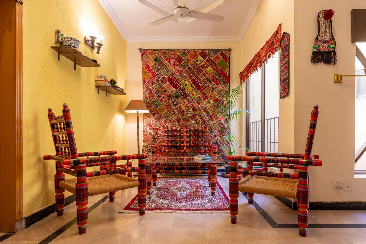 Coyote Den Travelers Hostel Islamabad photo 1