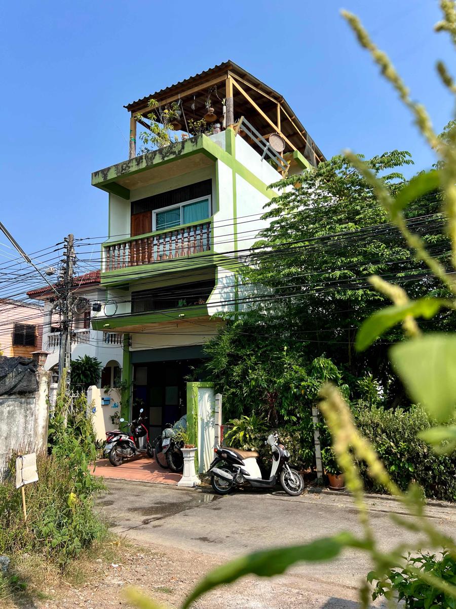 Karma Home Hostel photo 2
